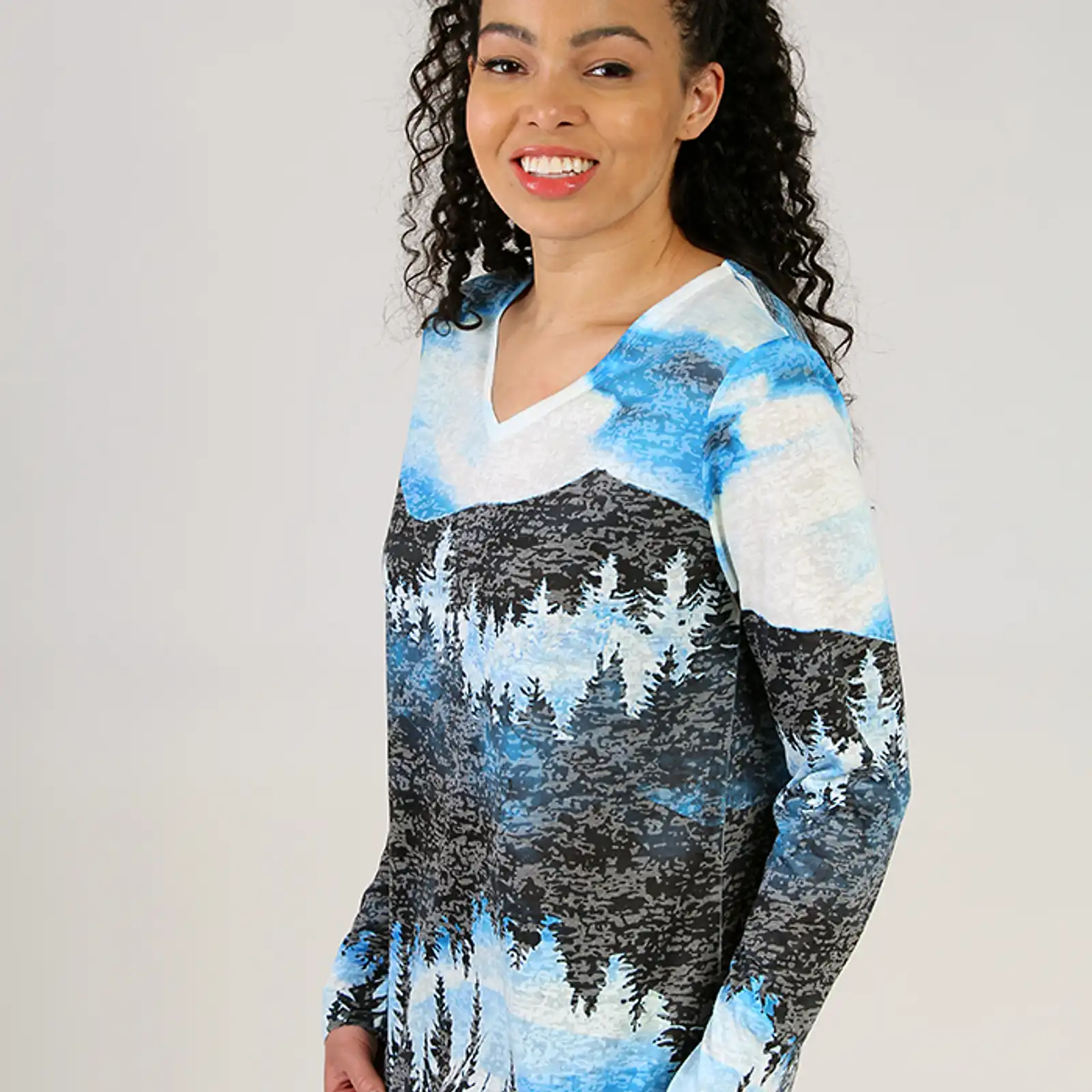 Thumbnail: Fresh FX Blue Mountains V-Neck Top 1FB371522C