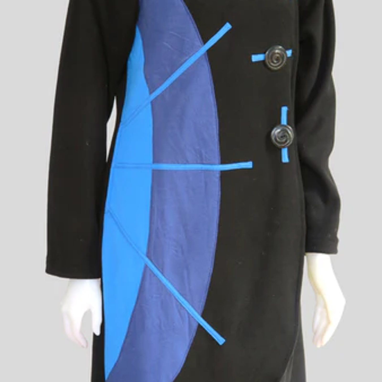 Thumbnail: Leopards & Roses Black/Blue  Fleece Coat TT-J22947-BK