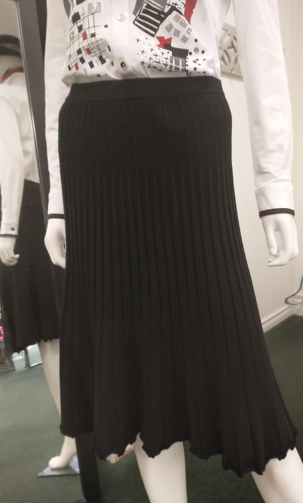 Sunday Black Pleated Skirt