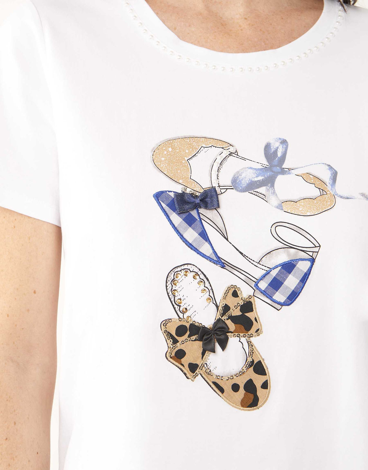 Embellished Shoes Tee by Leo & Ugo