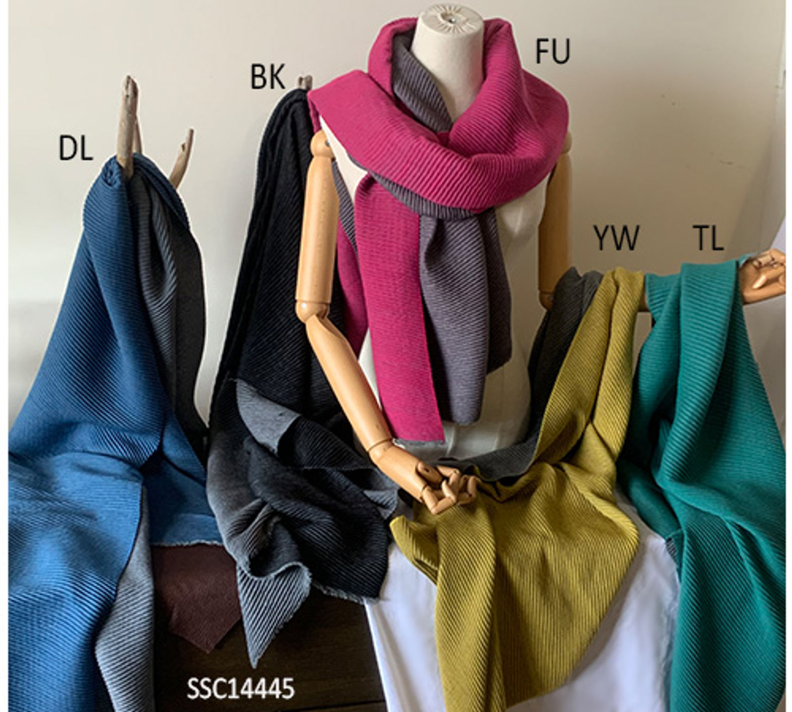 Two Tone Pleated Scarf