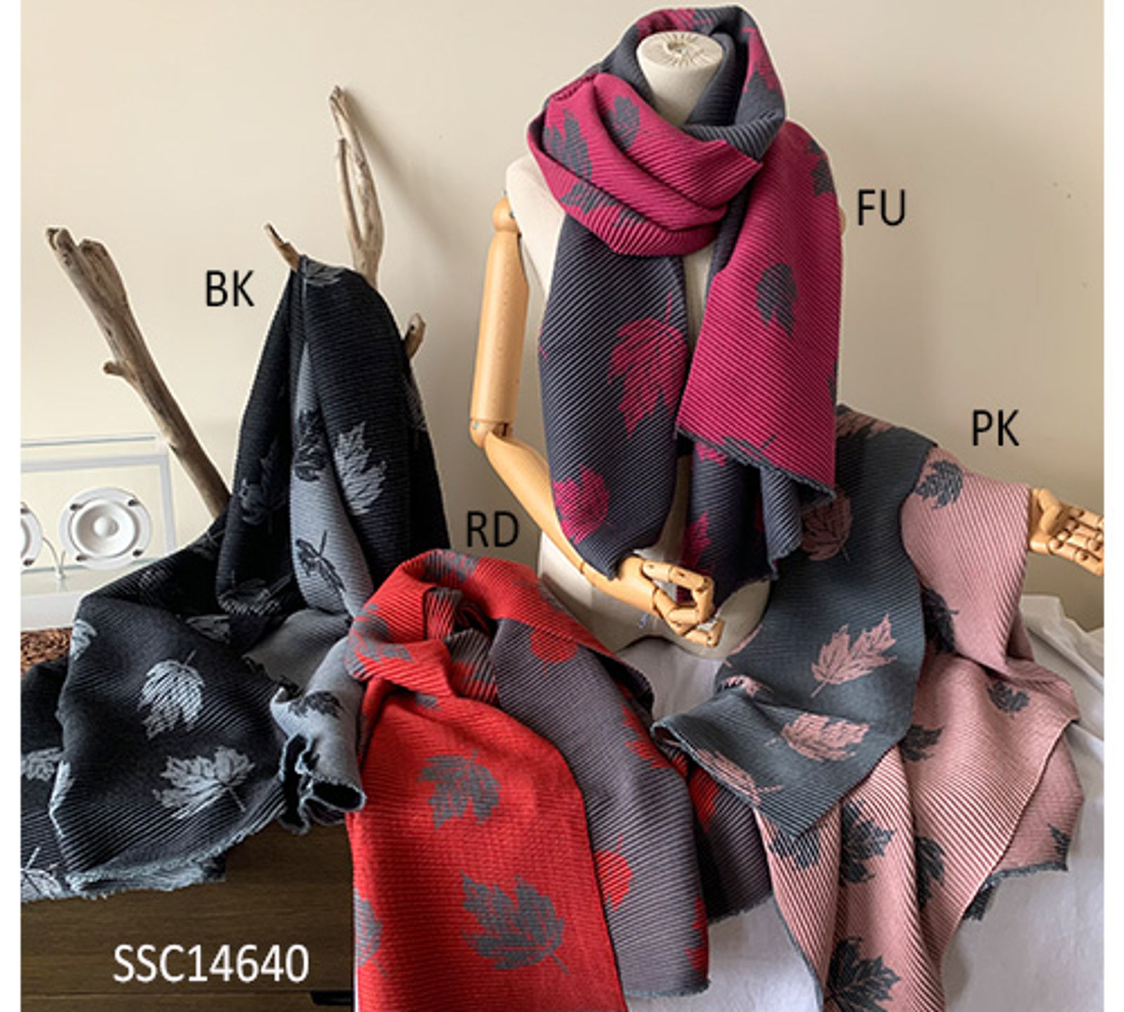 Pleated Maple Leaf Scarf
